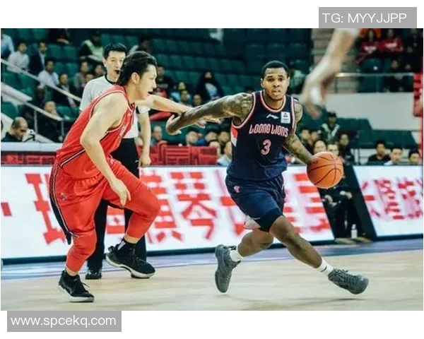 成都篮球队阵地战解析:战术布局与球员配合的深度分析